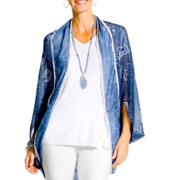 Chico’s Paisley Cocoon Wrap - Picture 1 of 4